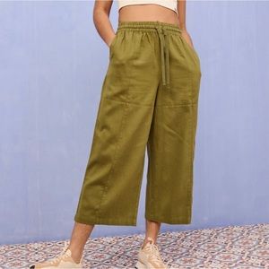 COPY - NWOT Lucy & Yak Chuck Green Culotte Pants